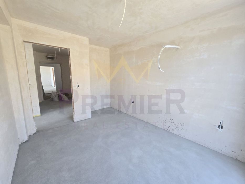 Продава се Тристаен апартамент в Балчик - 89 кв.м за 1338 €/кв.м - Снимка #2