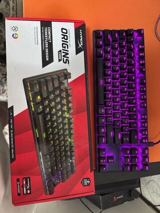 Продаю игровую клавиатуру HyperX