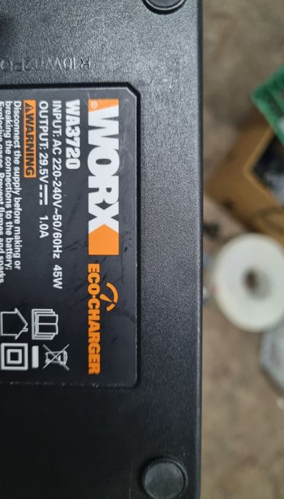 Alimentator / Incarcator WORX WA3720