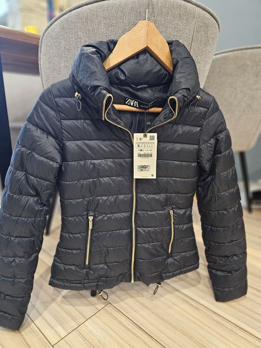 Тъмно синьо яке Зара и златни копчета