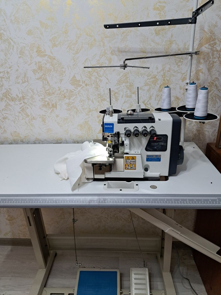 Швейная машина промышленный