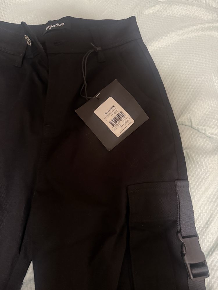 Нов панталон pause jeans