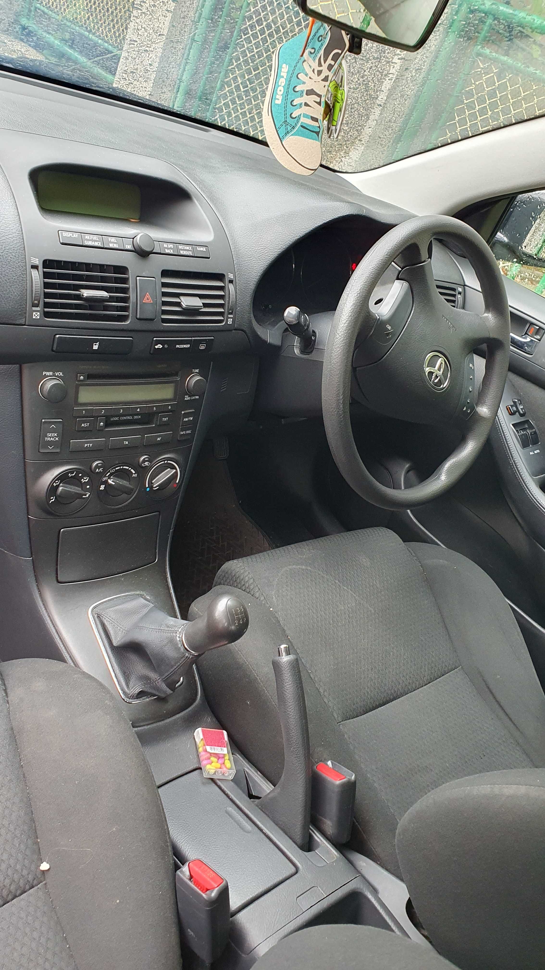 Toyota avensis 1.8