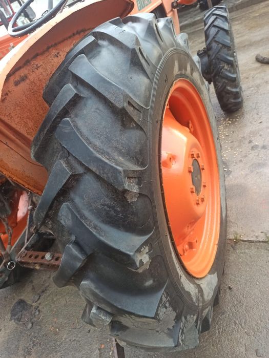 Tractor FIAT 415 DT 4X4 (UTB 445)