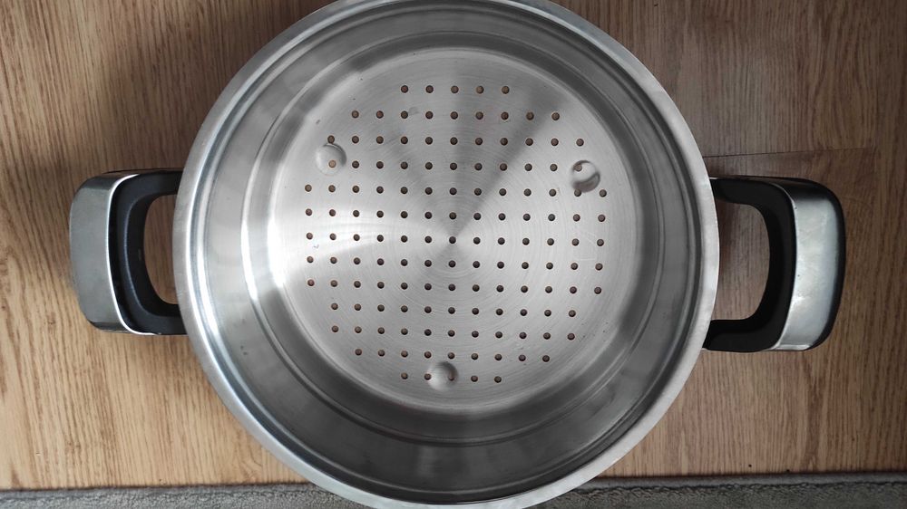 sita pentru fiert la abur aburi diametru 24cm NOU