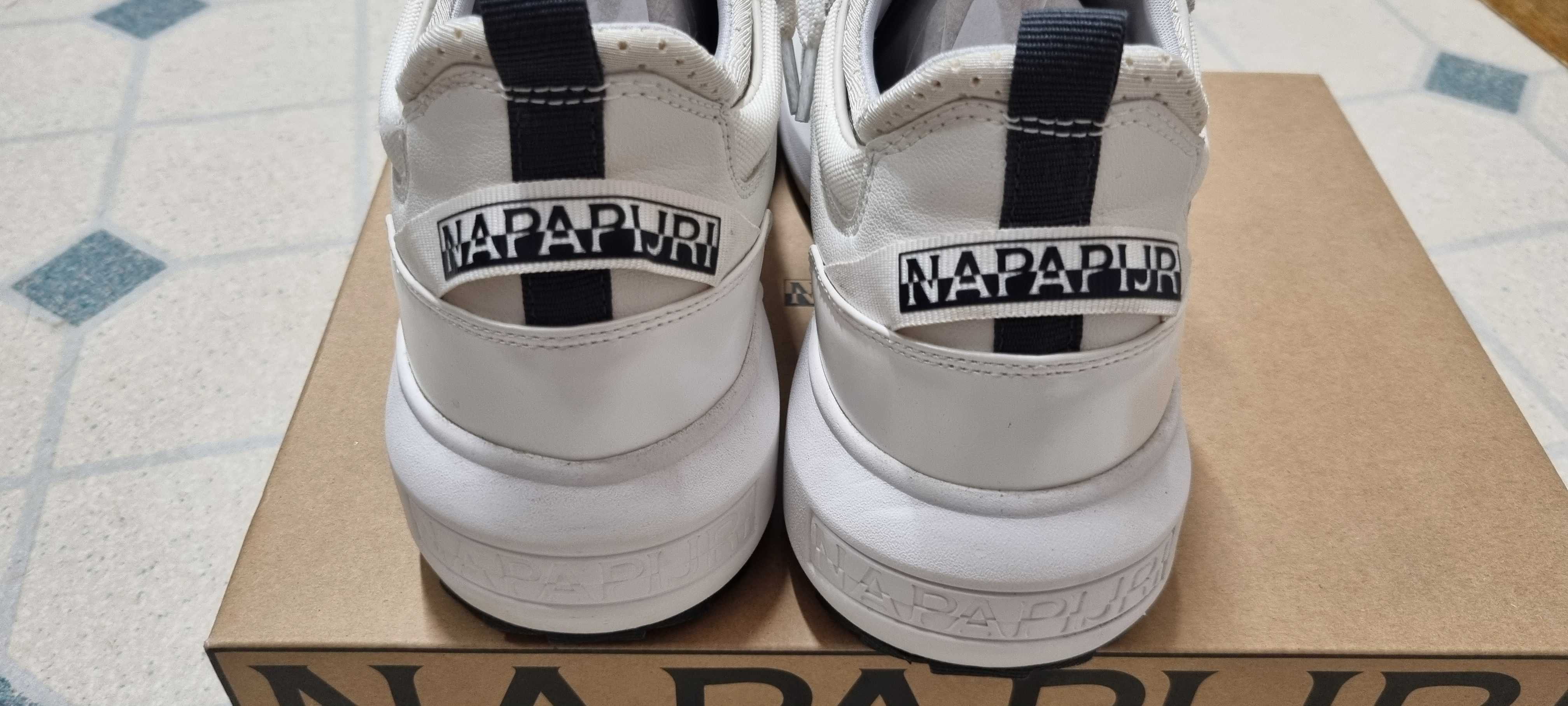 Сникърси Napapijri