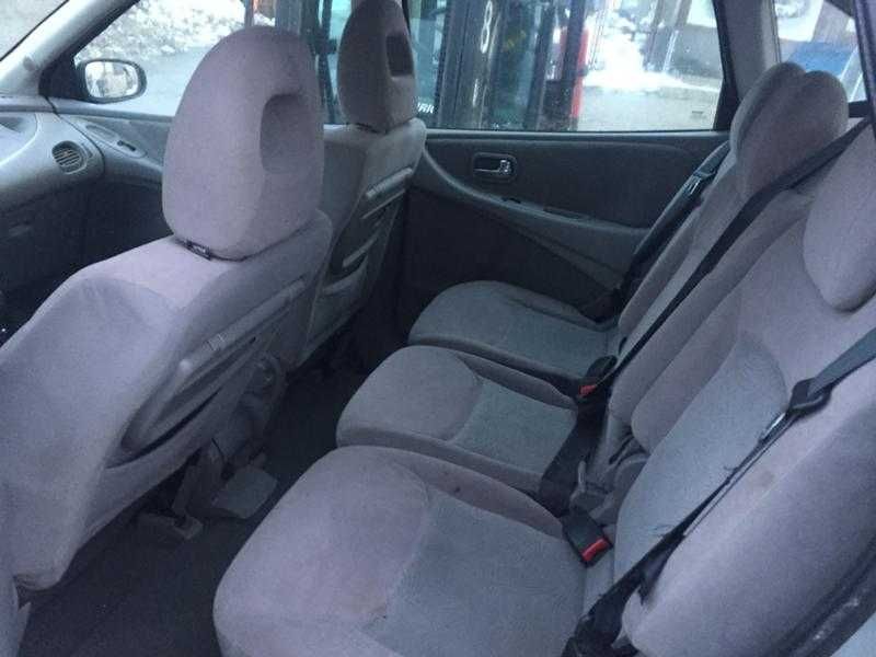 Нисан Алмера тино Nissan Almera tino 2.2 TDI/DCI на части