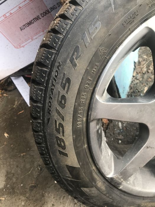 Продам зимнюю резину с дисками