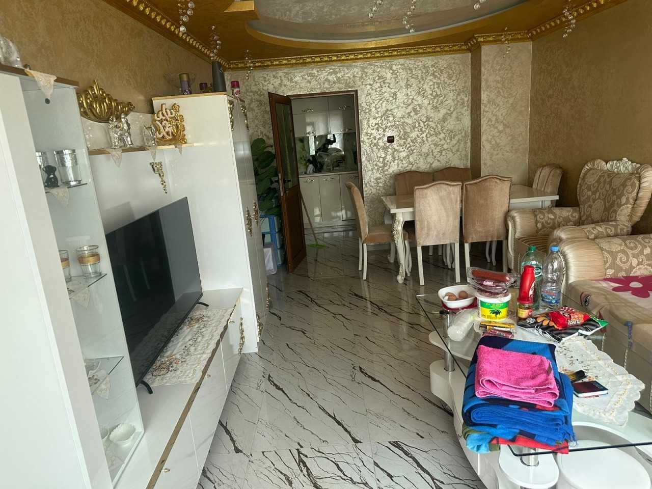 Тристаен апартамент в Изгрев