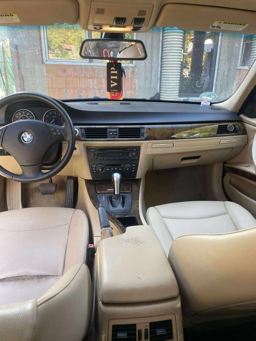 Vând/schimb BMW e90