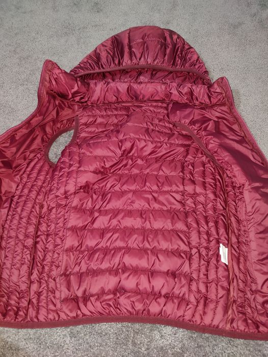 Vesta dama S. Comandata online dar prea mica PT mine.