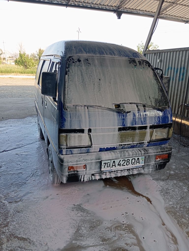 Damas hamma  narsaga tayyor