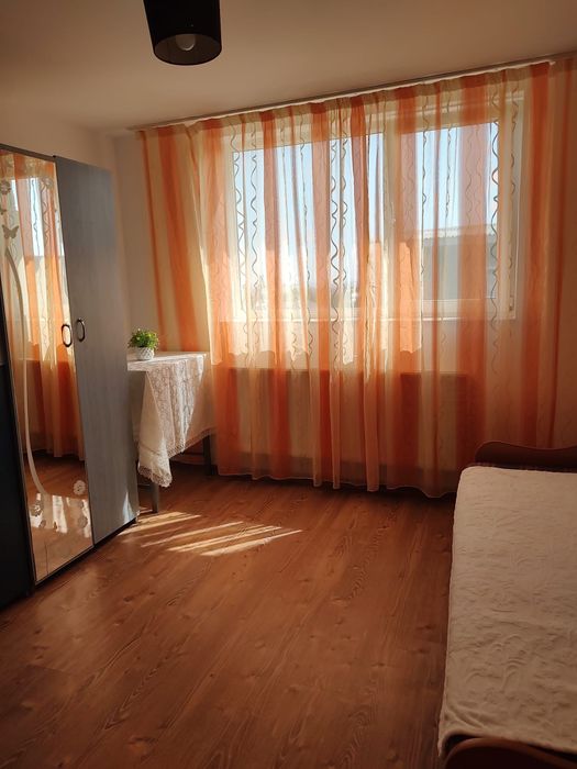 Vand garsoniera zona industriala mobilata si utilata