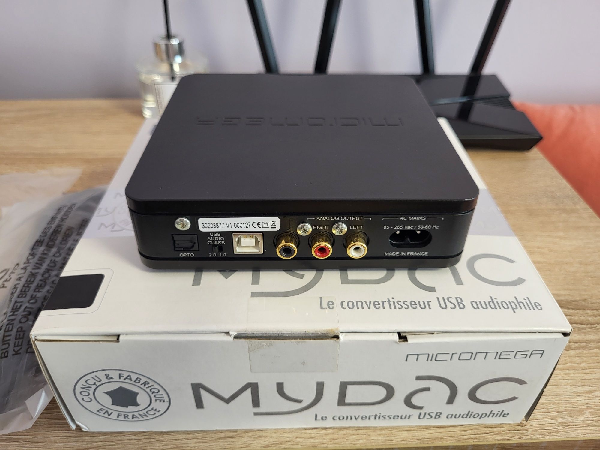 Micromega MyDAC / Audiophile 24-bit DAC
/ Audiophile 24-bit DAC
/ Audi