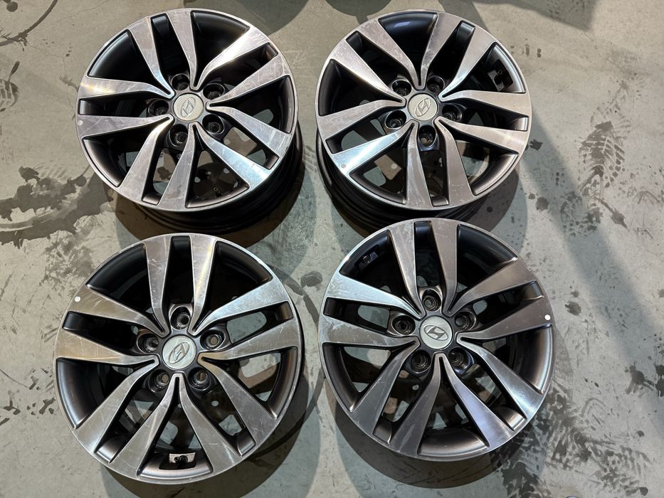 Set Jante aliaj originale R16 Hyundai i30 52910-G4200