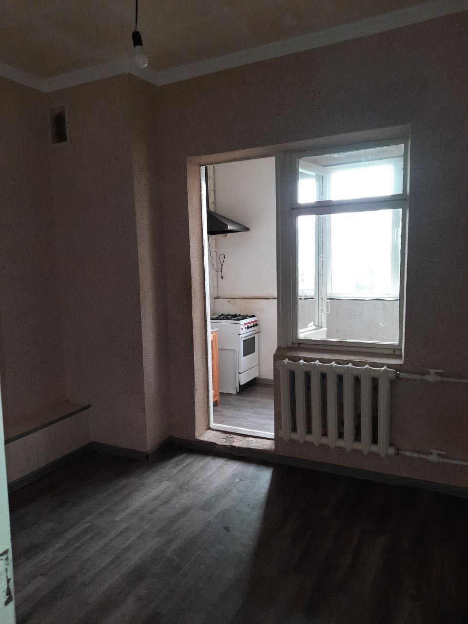 ПРОДАЁТСЯ 2- комн центр ипотека есть,  улучшенная план, 63 кв, 51500!