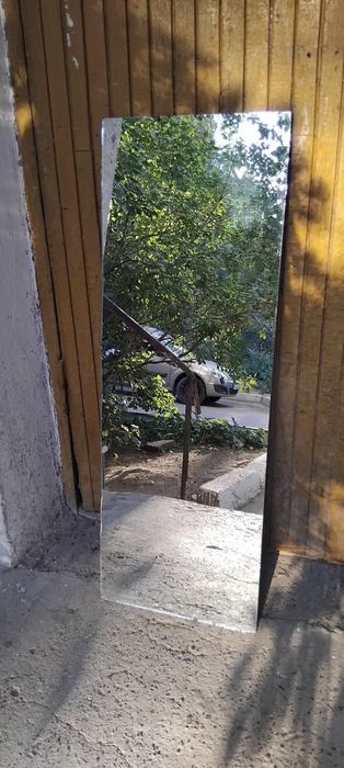 Айна Зеркало жақсы сақталған.