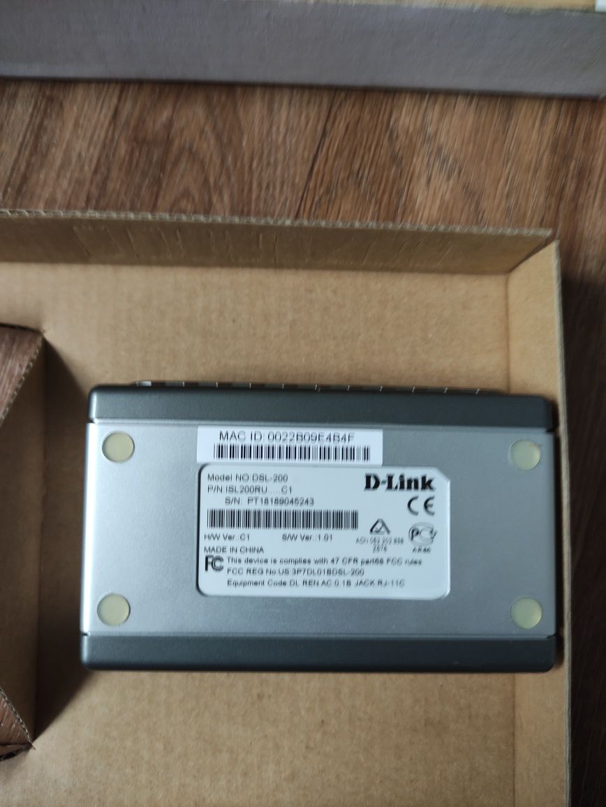 Продам ADSL модем D-LINK DSL-200