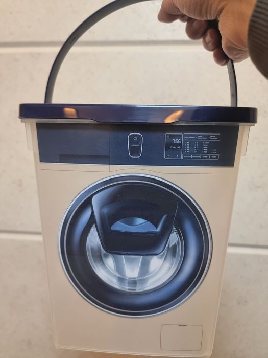 Продам ёмкость для стирального порошка.