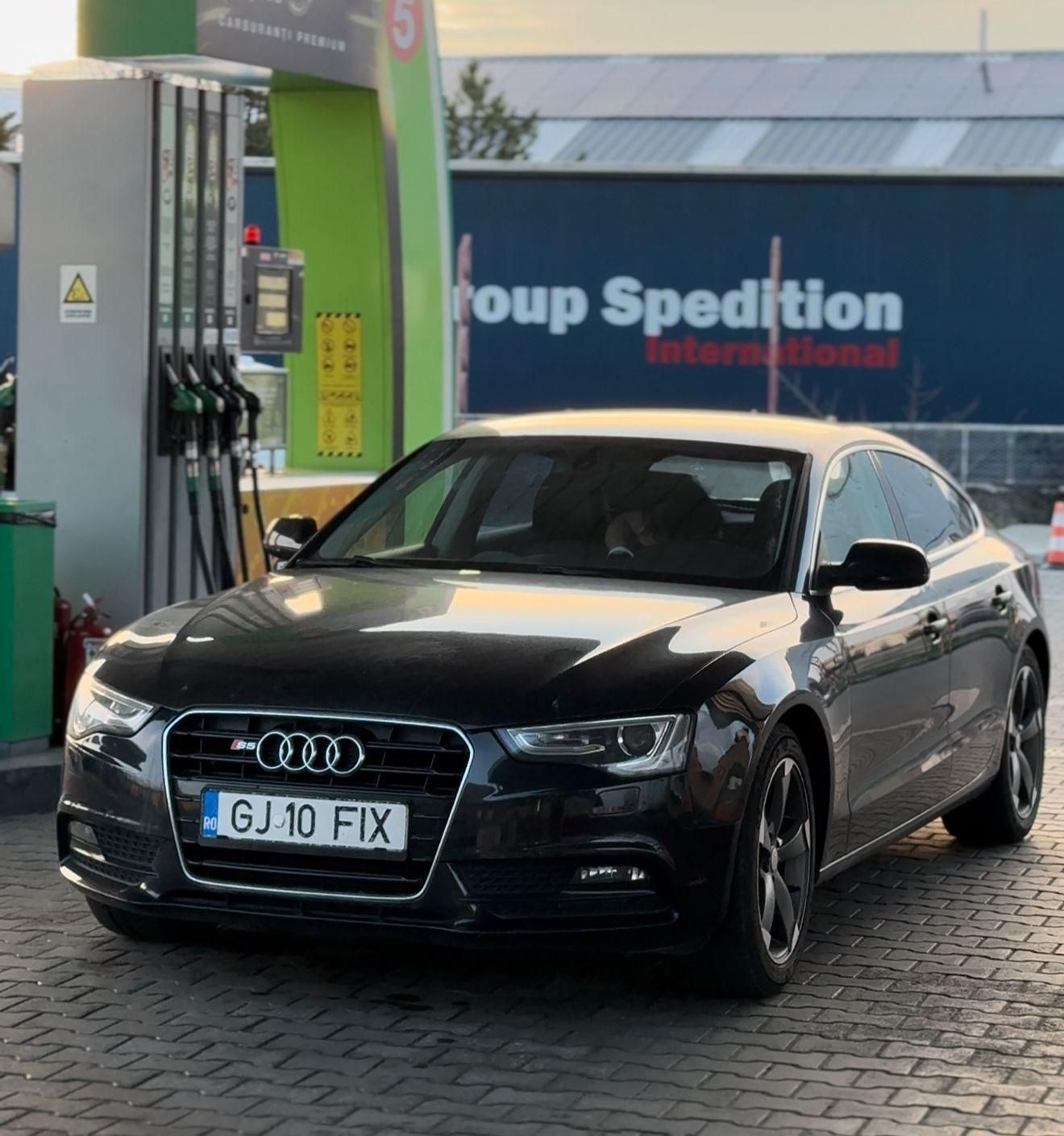 Vând Audi A5 2013