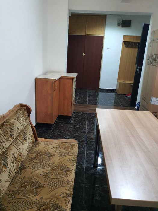 Proprietar inchiriez 2 camere Militari