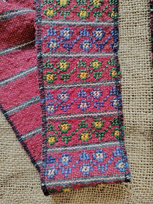 Brâu costum popular, motiv floral, lucru de mână