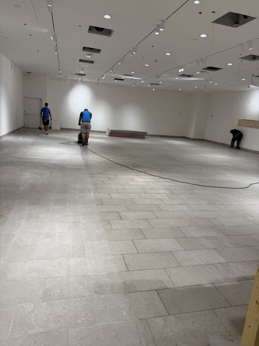 Amenajarii interioare / exterioare