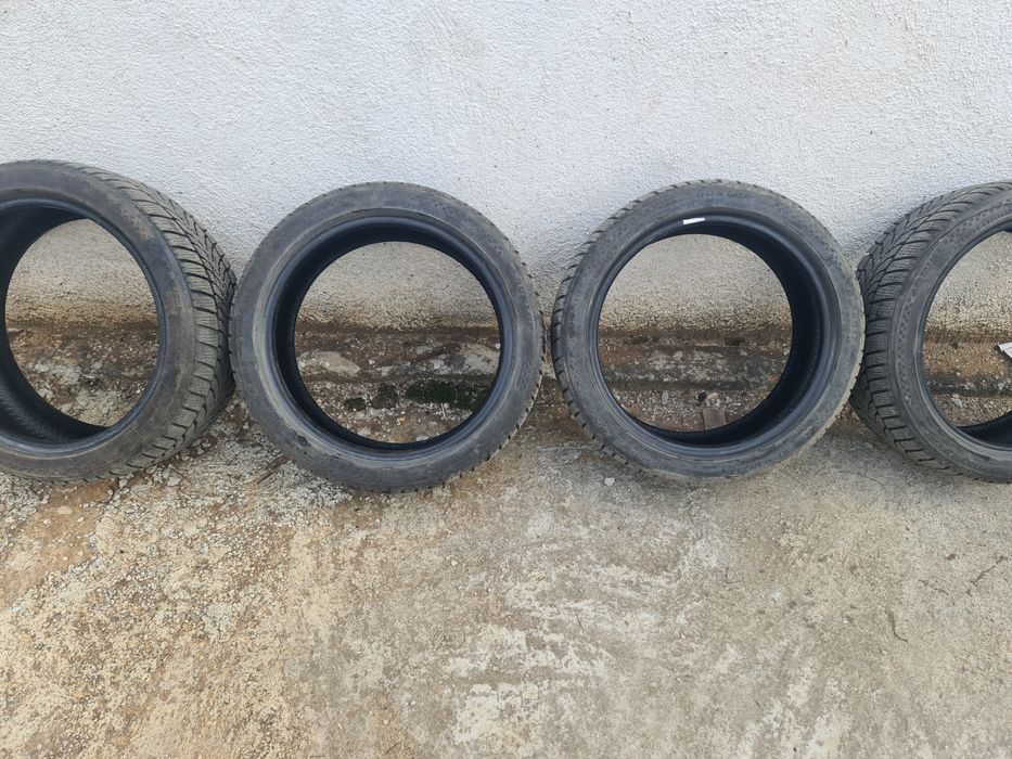 Runflat iarna 205 45 r17 aproape noi