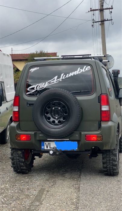 Vand sau schimb suzuki jimny refacut total