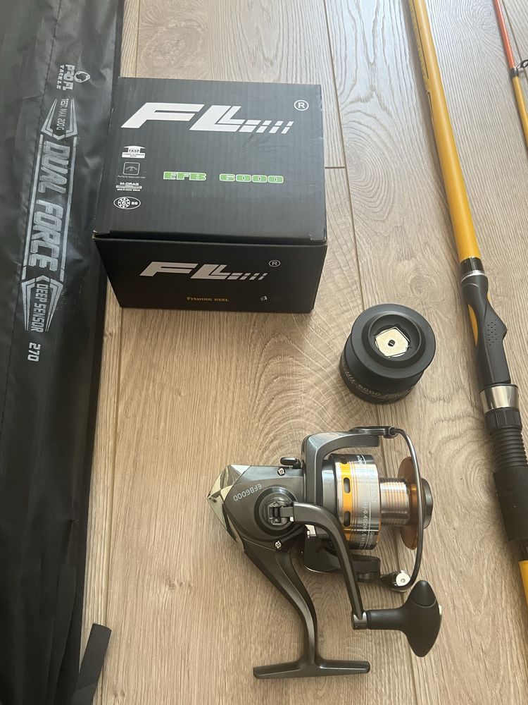 Set pescuit la dunare / rauri 1 lanseta echipata cu mulineta si fir
