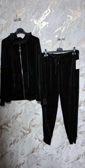 Compleu universal nou