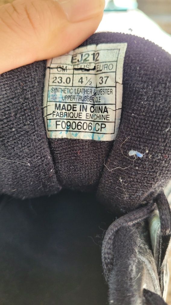 Asics 37 номер маратонки