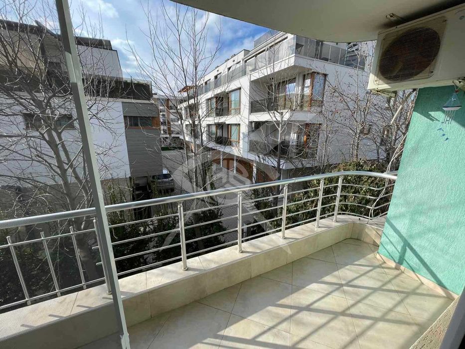 Продава се Ателие в Бургас, Сарафово - 34 кв.м за 2030 €/кв.м - Снимка #1