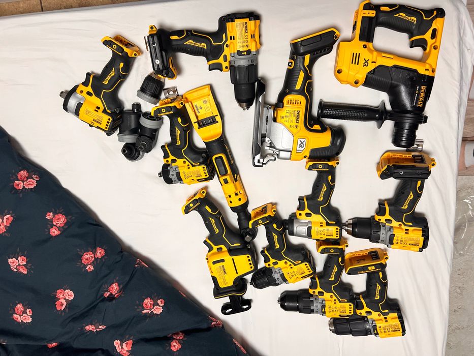 Scule Dewalt profesionale