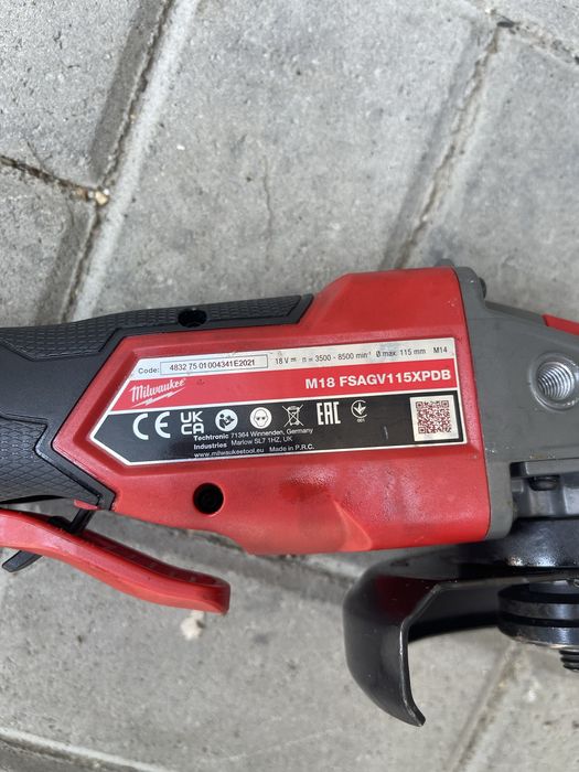 Polizor unghiular flex milwaukee m18 brushless cu variator de turatie