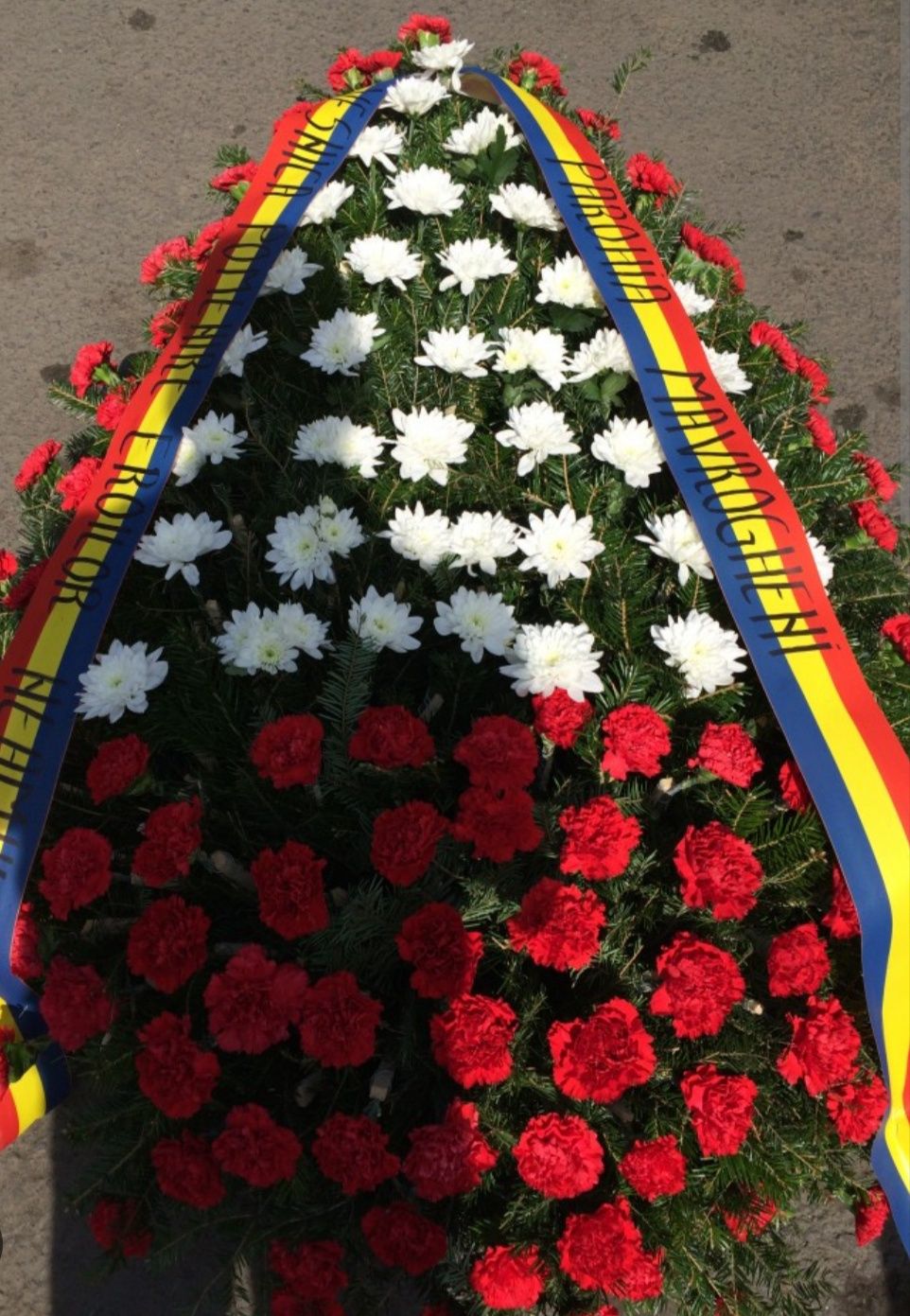 Coroane funerare preț accesibil