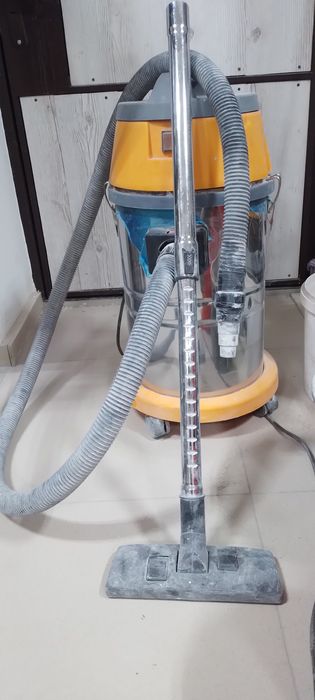 Продам строительный пылесос