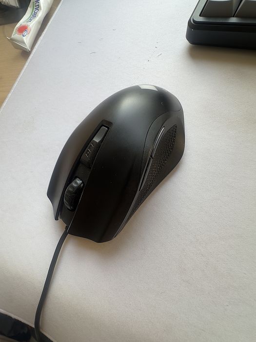 Игровая мышь с проводом