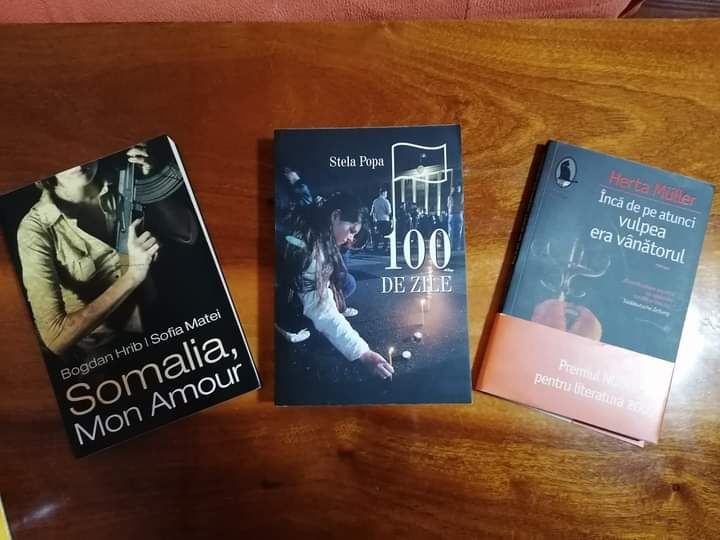 Carti noi 15 lei bucata