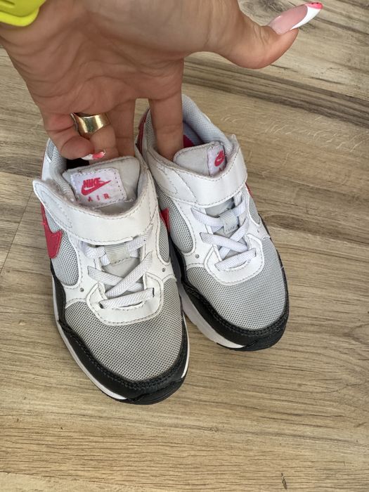 Детски оригинални маратонки NIKE AIR MAX SC! 27,5 н