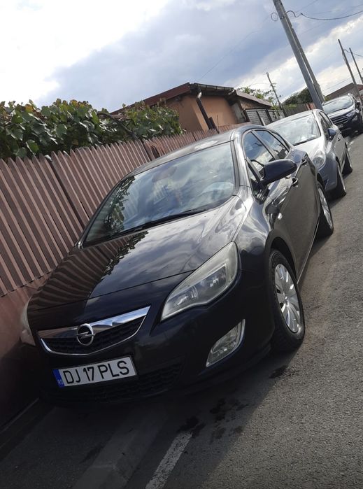 Vind opel astra j