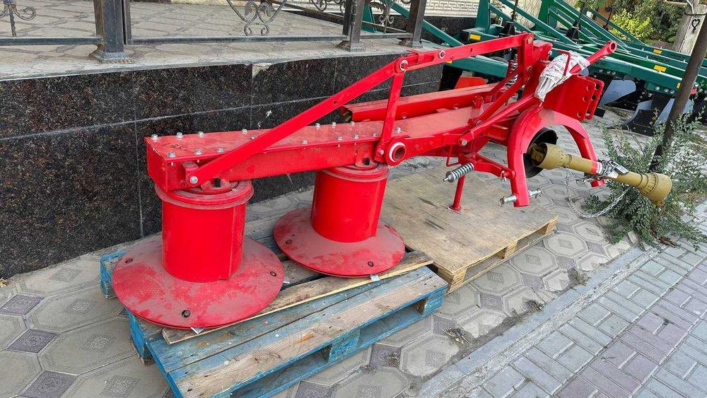 Косилка роторная дисковая в сборе 1.65 красный аналог WIRAX,