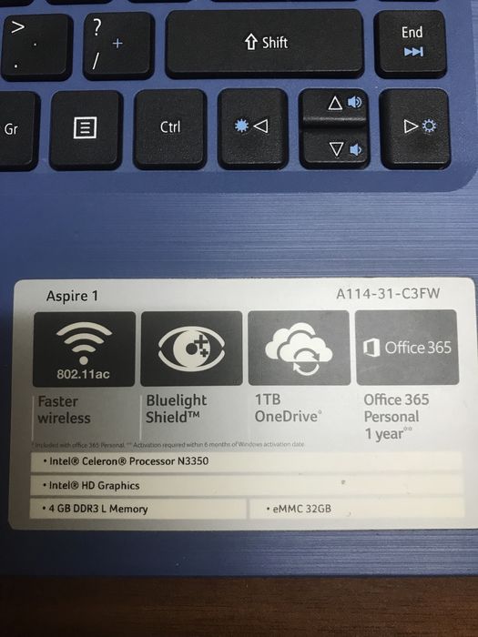 Vand laptop Acer Aspire 1