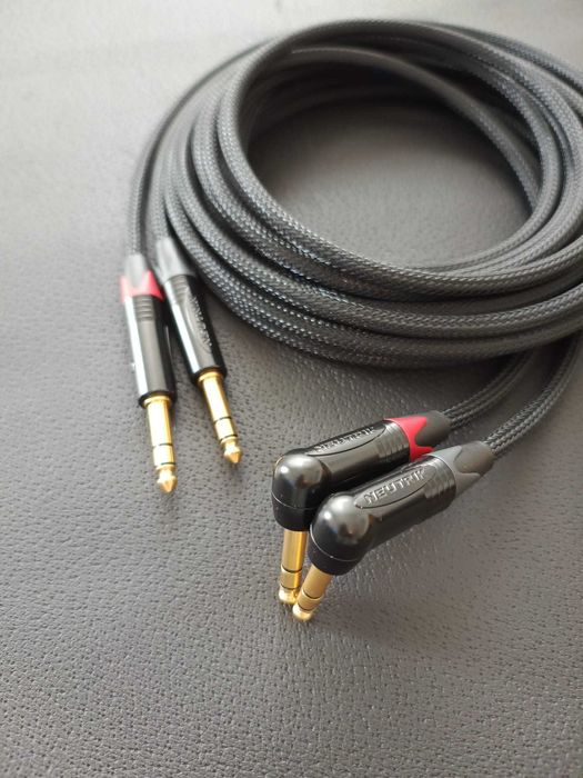 Cablu Audio Profesional Canare cu conector Neutrik Jack 6.3 mm TRS