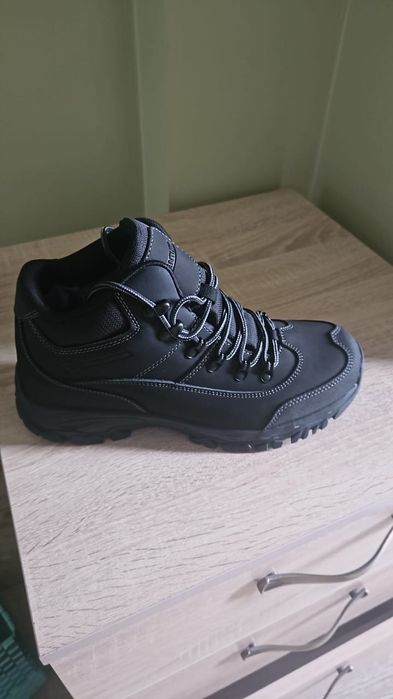 Трекинговые ботинки новые