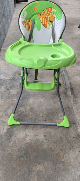 Продам столик для кормления