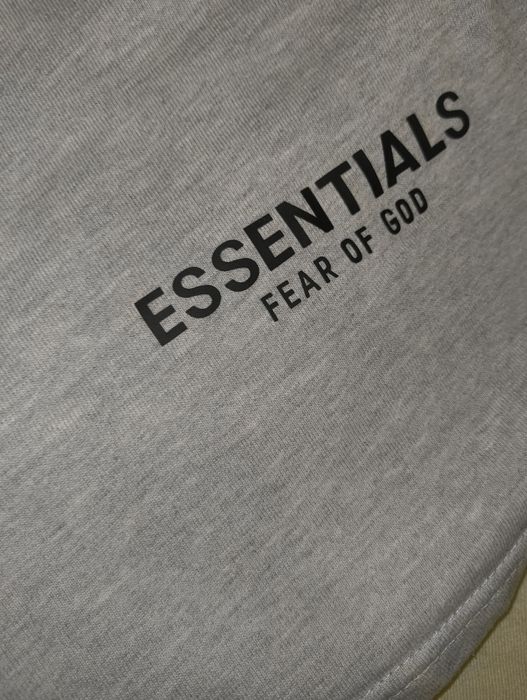 Essentials къси гащи