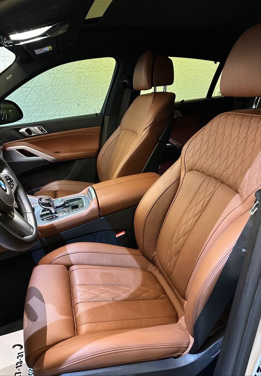BMW X6 xDrive40i full