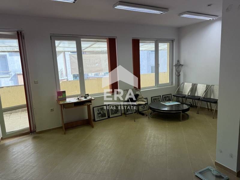 Продава се Офис в Бургас, Зорница - 106 кв.м за 1415 €/кв.м - Снимка #1