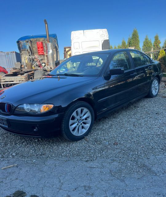 Dezmembrez BMW Seria 3 E46 [1997 - 2003] Sedan 4-usi 318i MT (118 hp)